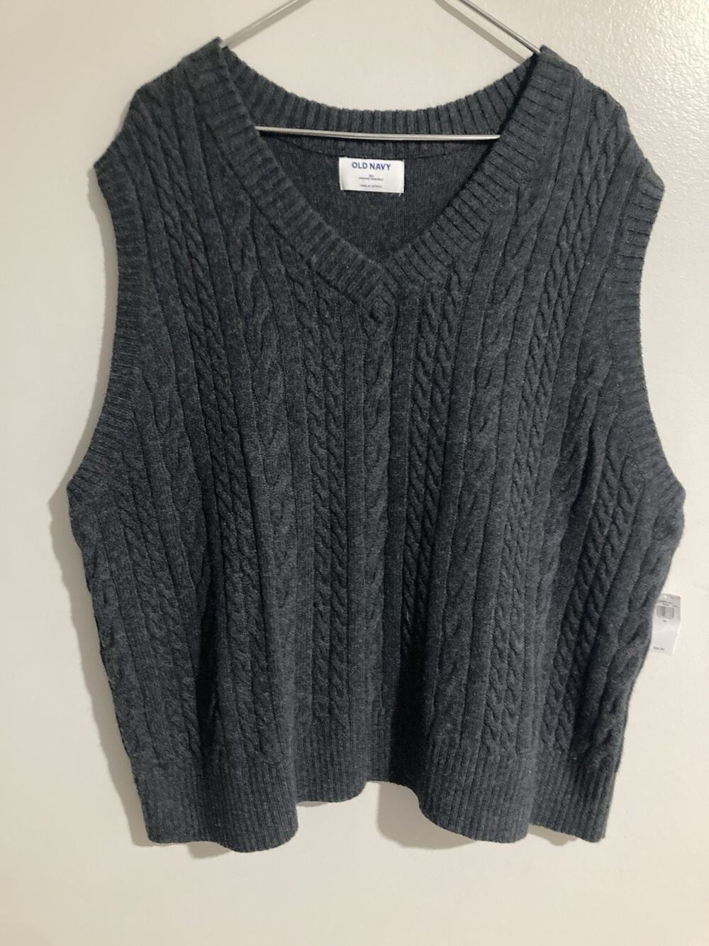 Old Navy Sweater Vest Women's 3X Plus Gray Cable Knit V-Neck Sleeveless NWT
